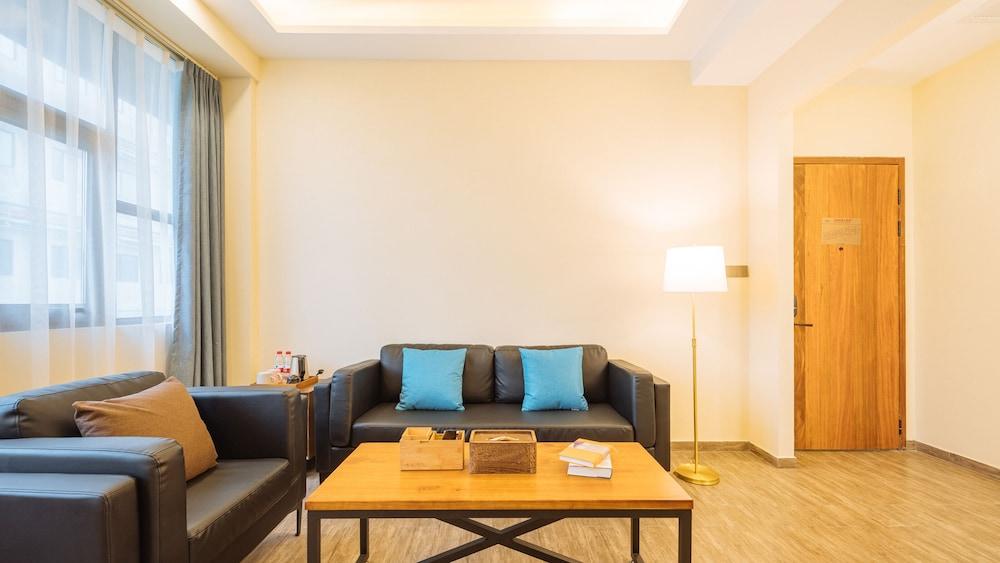 Ramada Encore By Wyndham Shanghai Pudong Airport Exterior foto